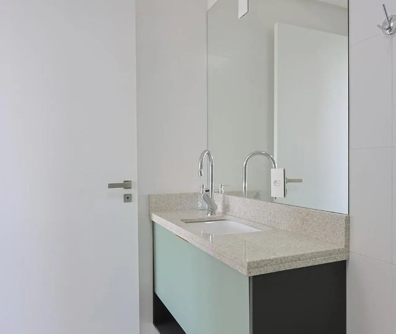 Daire Studio Novo Central Com Piscina Florianópolis Brezilya