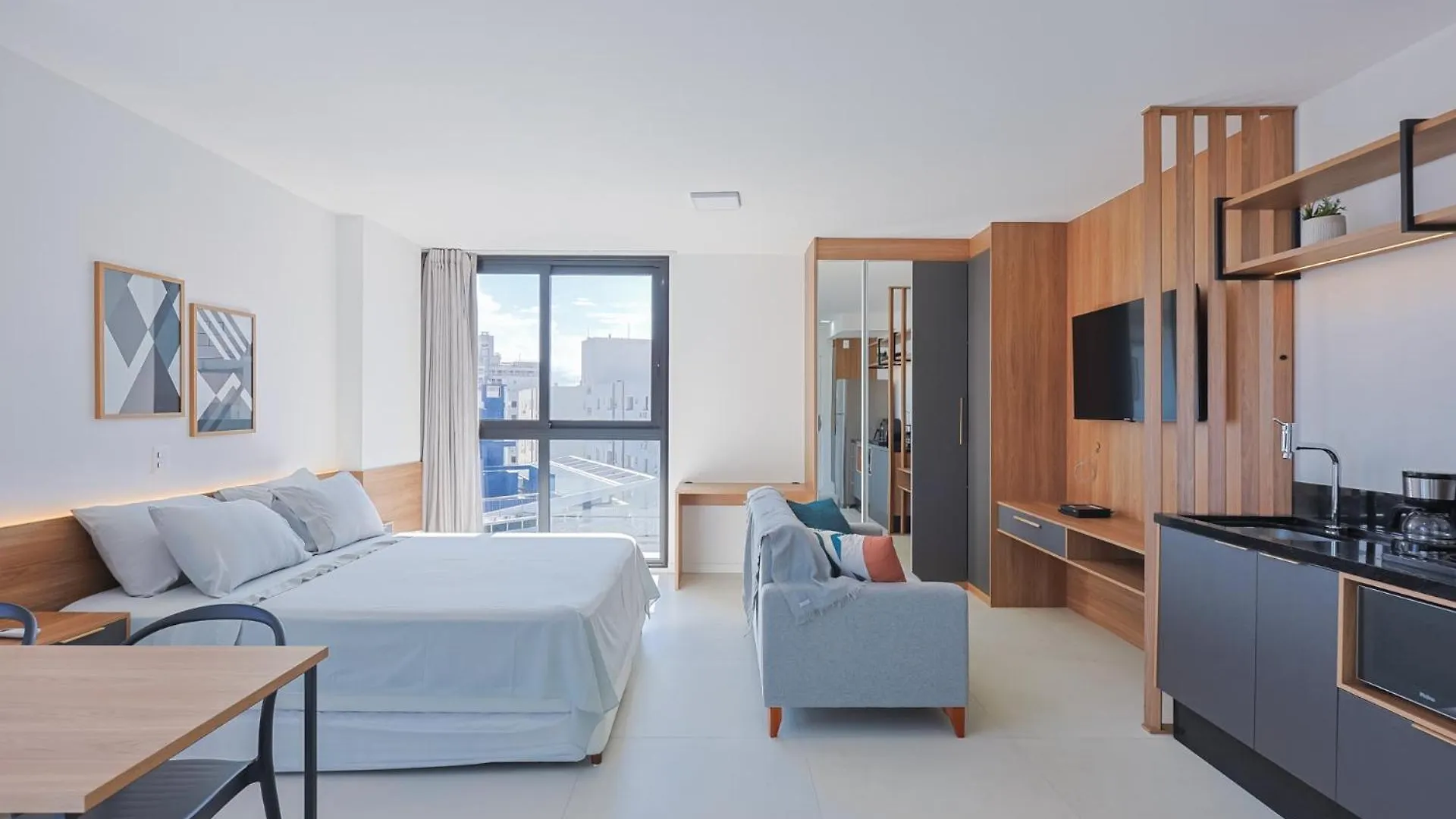Studio Novo Central Com Piscina Florianópolis Brezilya